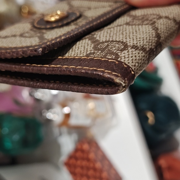 Vintage Gucci Coin Envelope - Picture 3 of 13